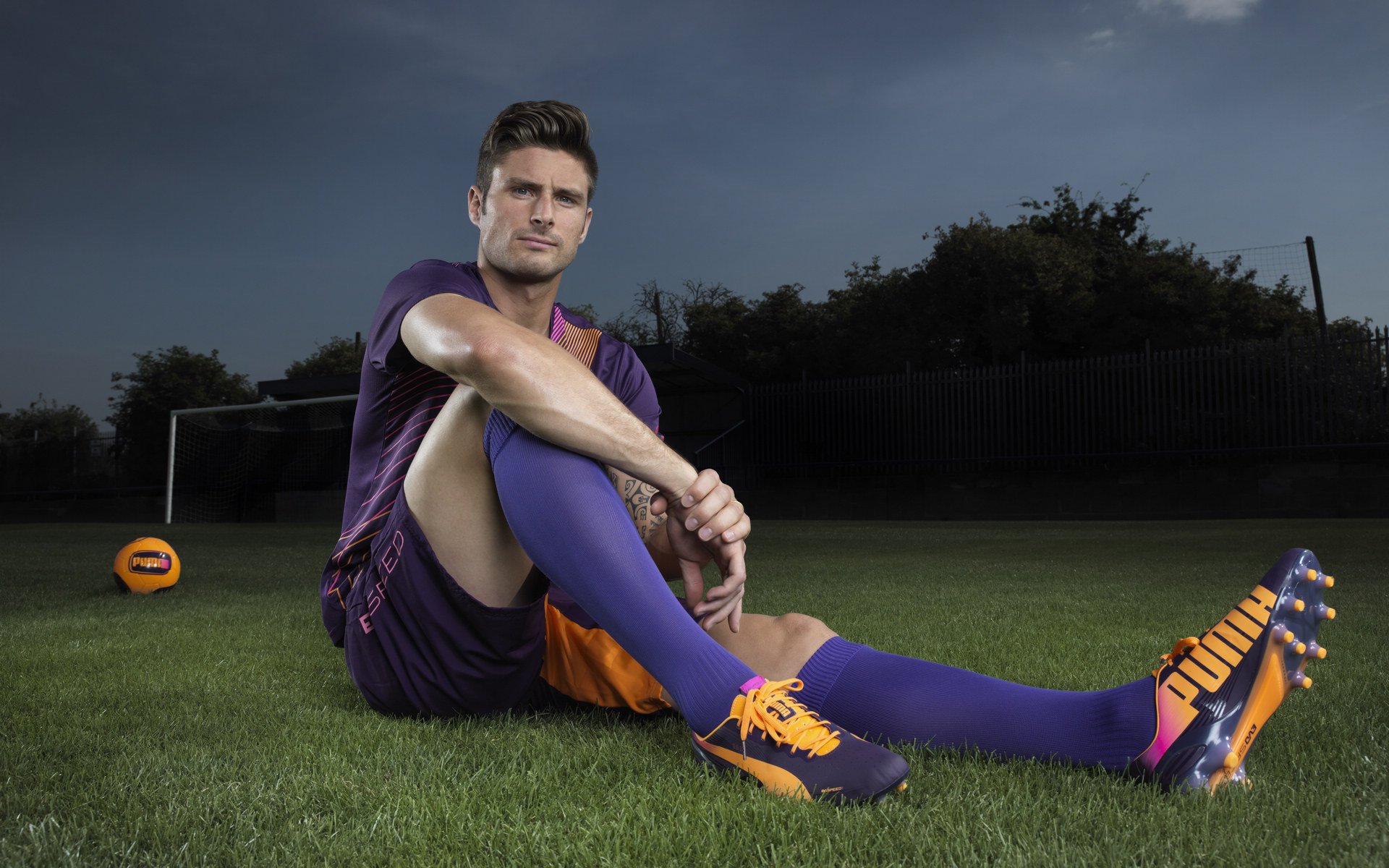 巴罗联防线坚固，蓝鸟军团全力抢分，巴夏蓝鸟人