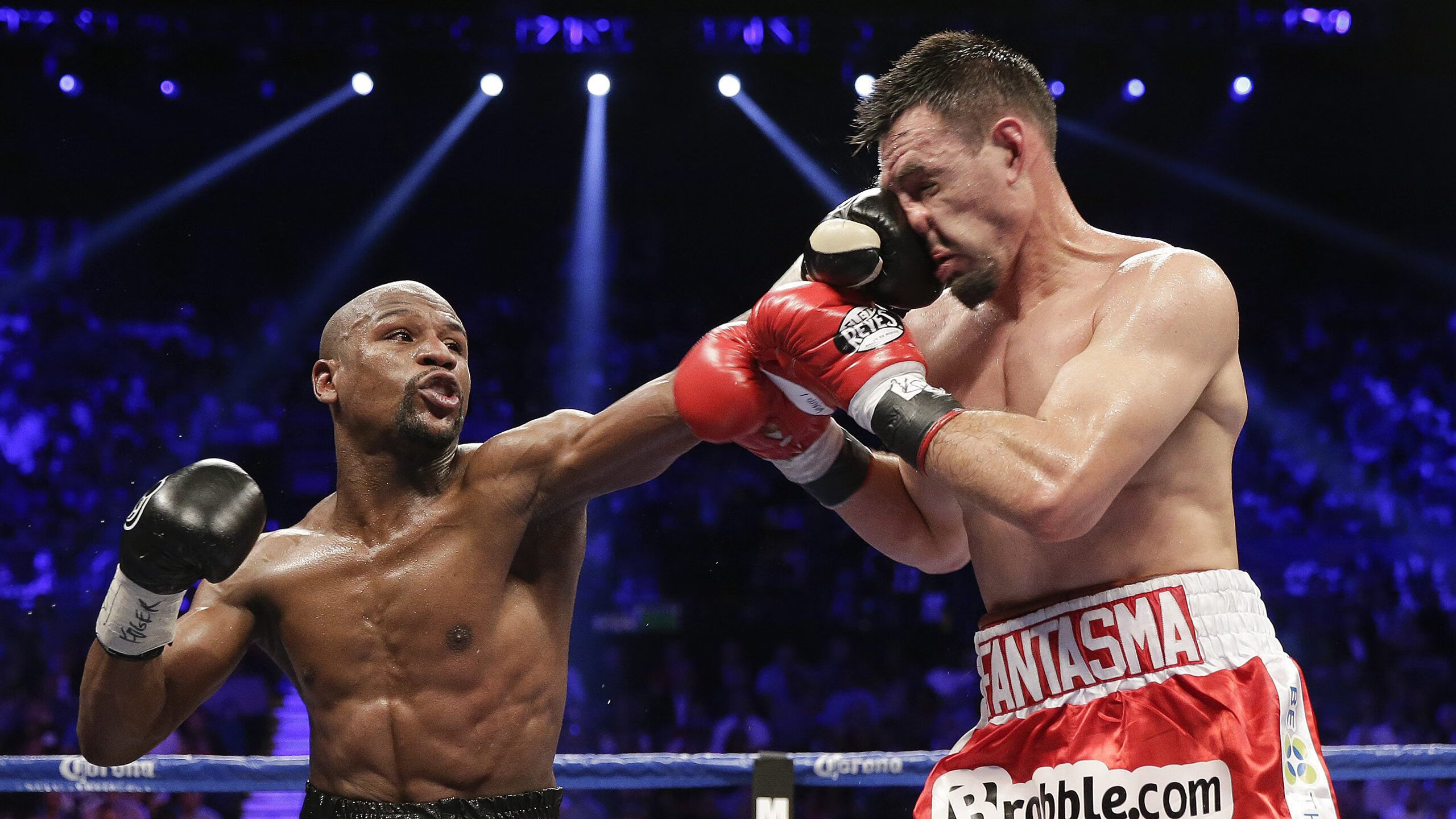 广岛三箭遭遇困境，不过他们从不言败，广岛三箭吧